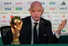 FIFA会長の謝罪、辞任要求は収まらず UEFAはボイコットの方針維持 – CNN.co.jp